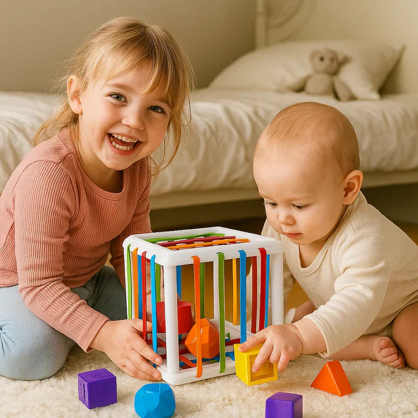 Formu šķirošanas kastīte bērnu motorikas un agrīnās attīstības veicināšanai