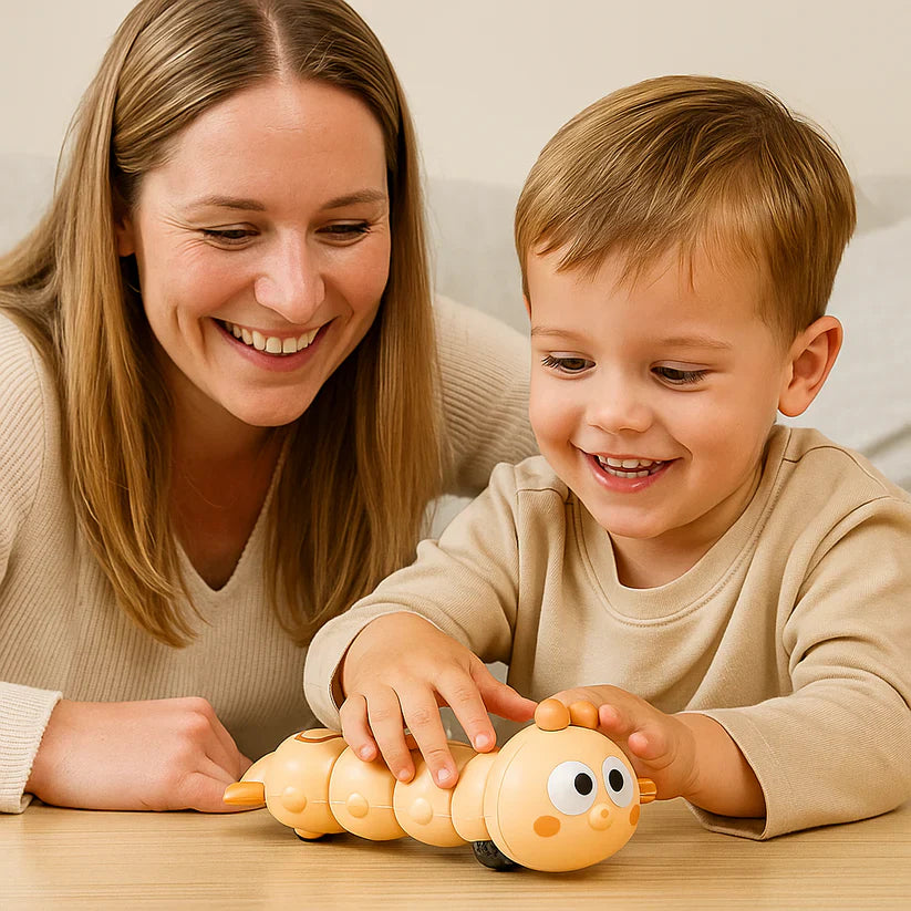 Nakrūvējama kāpura rotaļlieta bērniem – attīsta spēju gulēt uz vēderiņa un veicina rāpošanu