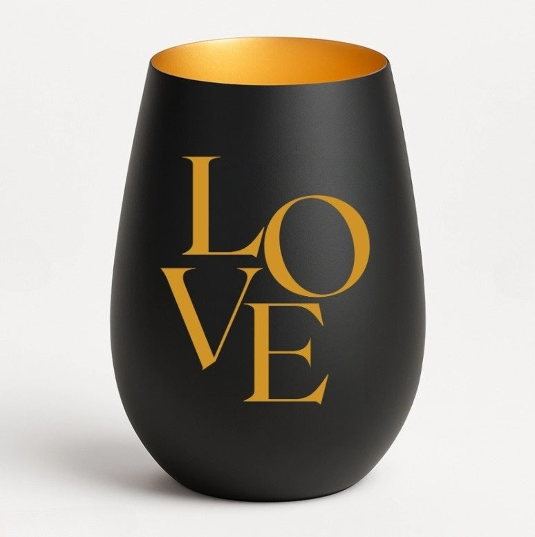 Aromātiskā svece ar LOVE (mīlestības) dizainu