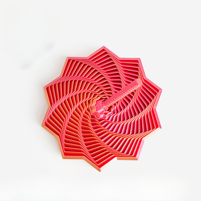 Sensorā spirāle – palīdz bērniem nomierināties, koncentrēties un pavadīt laiku aizraujoši