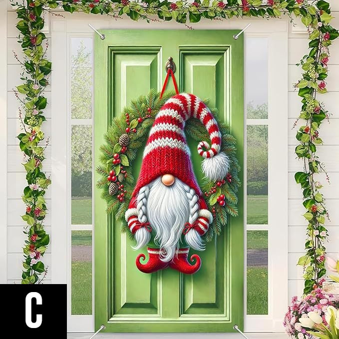 Ziemassvētku durvju vainags ar lentu un zvaniņiem – iespaidīgs svētku akcents